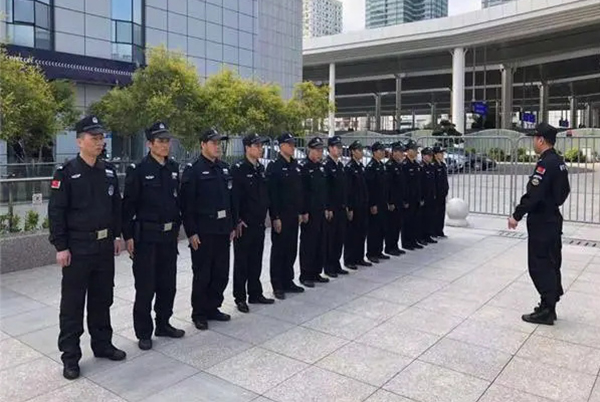 房地產保安公司如何平衡隱私保護與服務響應？